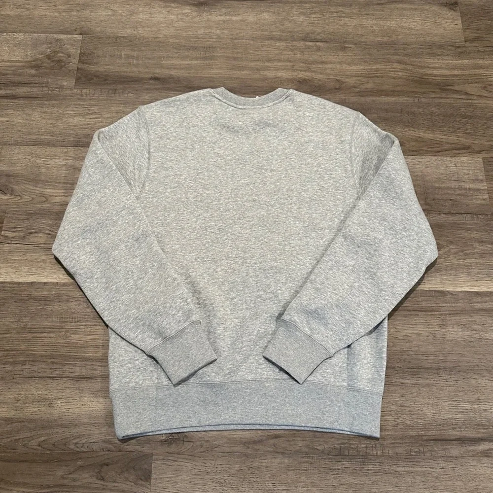 NWT Nike Club Fleece Sweatshirt Mens Medium Grey Athletics 1972 Graphic FZ0812